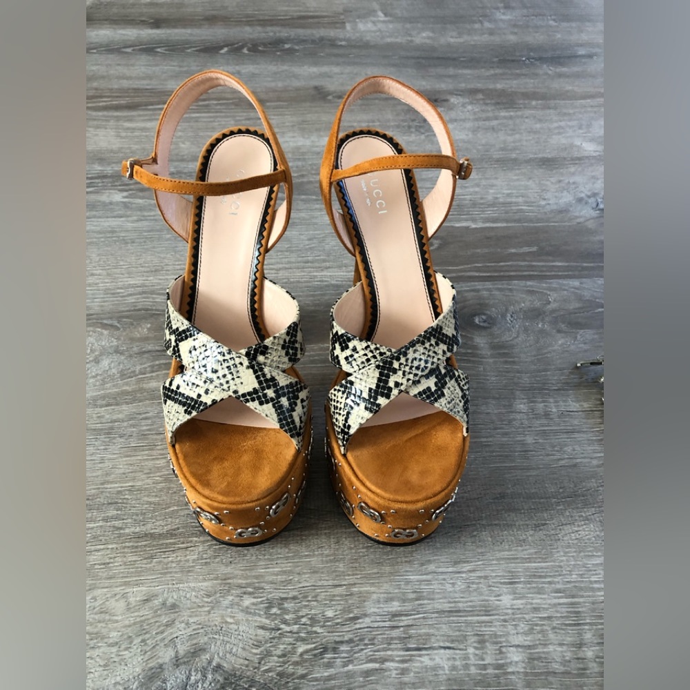 Gucci high heels shoes